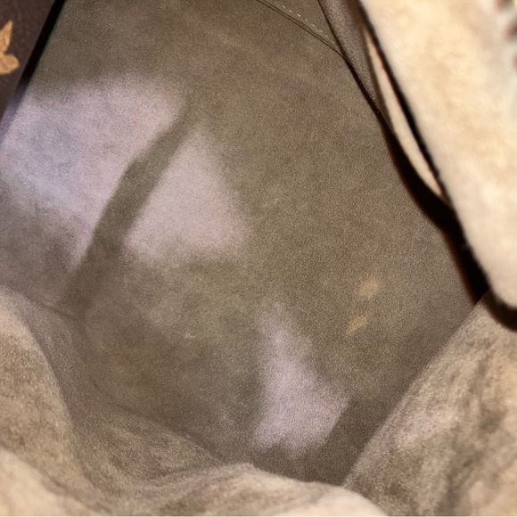 💫🌹 Louis Vuitton Courtney MM 🌹💫 - Picture 9 of 12